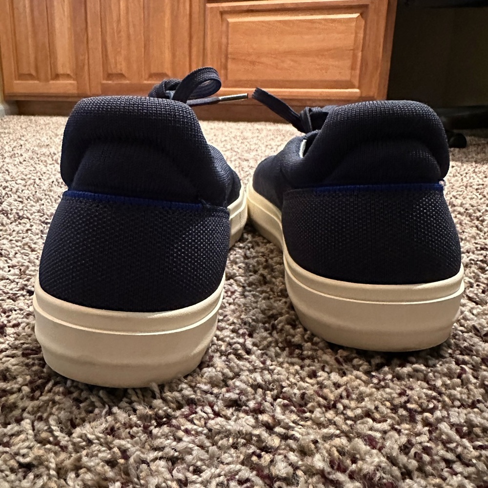 Men's Rothy's Navy Blue Canvas Sneakers size 12 - Picture 4 of 5